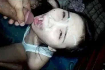 Pacar Muka Becek Kena Crotan Panas